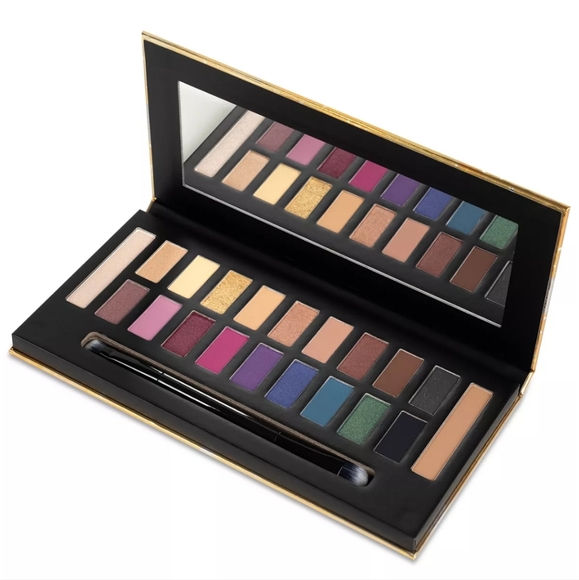 Eyeshadow Palette MACYS - Picture 4 of 10